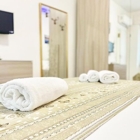 Pgs Immobiliare Srls Residenza Marino Bilocale In Centro Storico La Maddalena Lejlighed La Maddalena  Eksteriør billede
