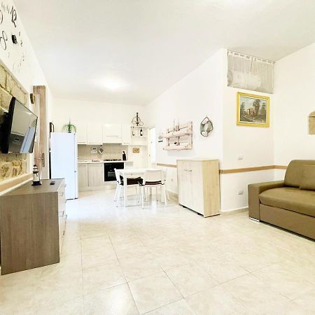 Pgs Immobiliare Srls Residenza Marino Bilocale In Centro Storico La Maddalena Lejlighed La Maddalena  Eksteriør billede