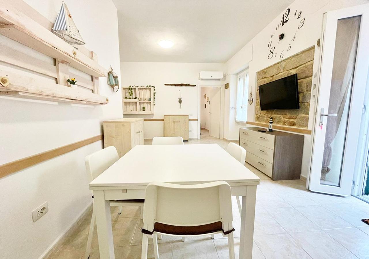 Pgs Immobiliare Srls Residenza Marino Bilocale In Centro Storico La Maddalena Lejlighed La Maddalena  Eksteriør billede